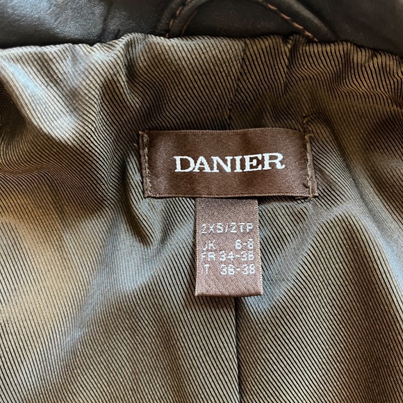 Danier Leather Brown Leather Jacket - Picture 4 of 6